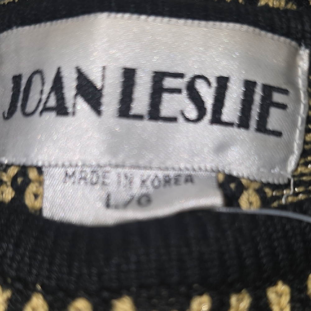 Jan Leslie Black and Gold Square Pattern Sweater - Picture 5 of 8